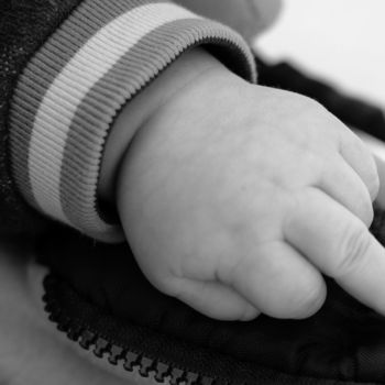 Kinderfotos - Der Stinkefinger