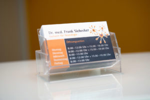 Dr Siebecker - NeuDr. Siebecker - Neurologische Praxis - Visitenkarterologische Praxis - Visitenkarte