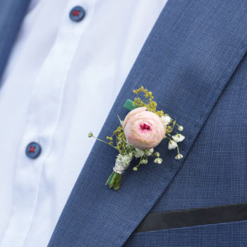 Blumenschmuck - Braeutigam