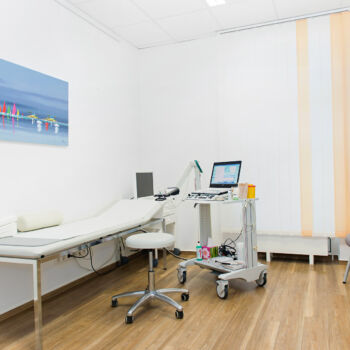 Dr. Siebecker - Neurologische Praxis - Behandlungsraum Dr. Siebecker - Neurologische Praxis - Behandlungsraum