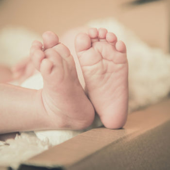 Homeshooting - Die Füßchen im Karton