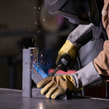 Helta GmbH Gronau - Schweissarbeiten Nahansicht Helta GmbH Gronau - Schweissarbeiten Nahansicht