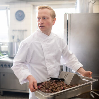 Henning Buchmann kocht ein Fleischgericht Henning Buchmann kocht ein Fleischgericht