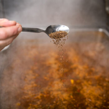 Henning Buchmann - Privatkoch - Würzen der Speisen Henning Buchmann - Privatkoch - Würzen der Speisen