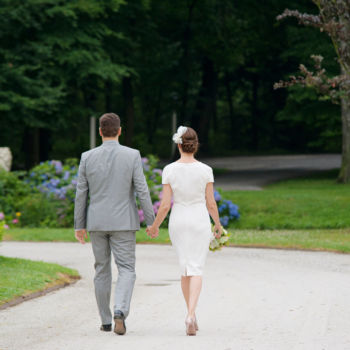 Hochzeit - Schloss Gartrop - Brautpaar - Der Weg