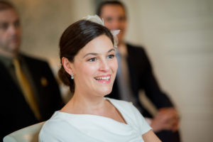 Hochzeit - Schloss Gartrop - Die Braut während der Trauung